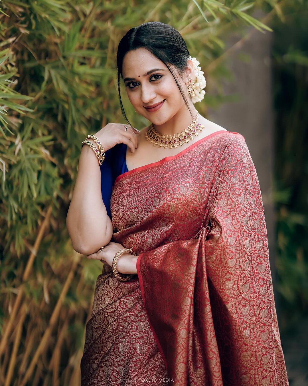 Malayalam Actress Miya George Images in Red Saree Blue Blouse